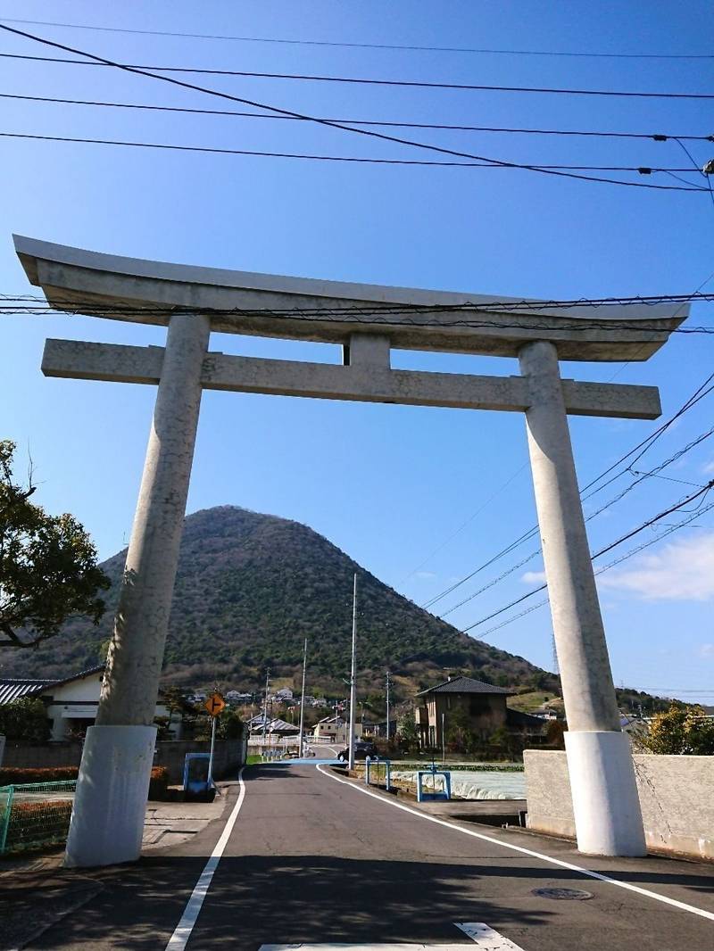 亀山神社 丸亀市 香川県 Omairi おまいり 亀山神社 丸亀市 香川県 Omairi おまいり