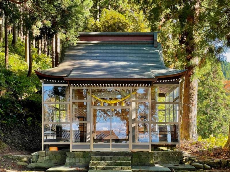 八幡社  (朝日町谷),富山県下新川郡朝日町谷6359