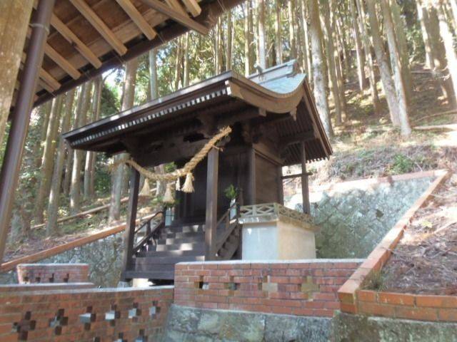 鶴田神社 (厳木町),佐賀県唐津市厳木町浪瀬1777