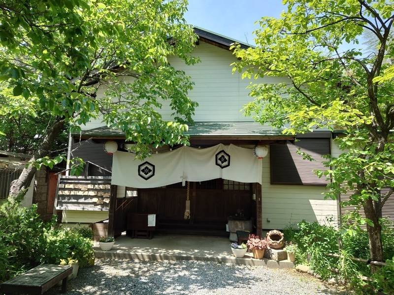 瓊寶庫山本宮,東京都町田市玉川学園7-8-15