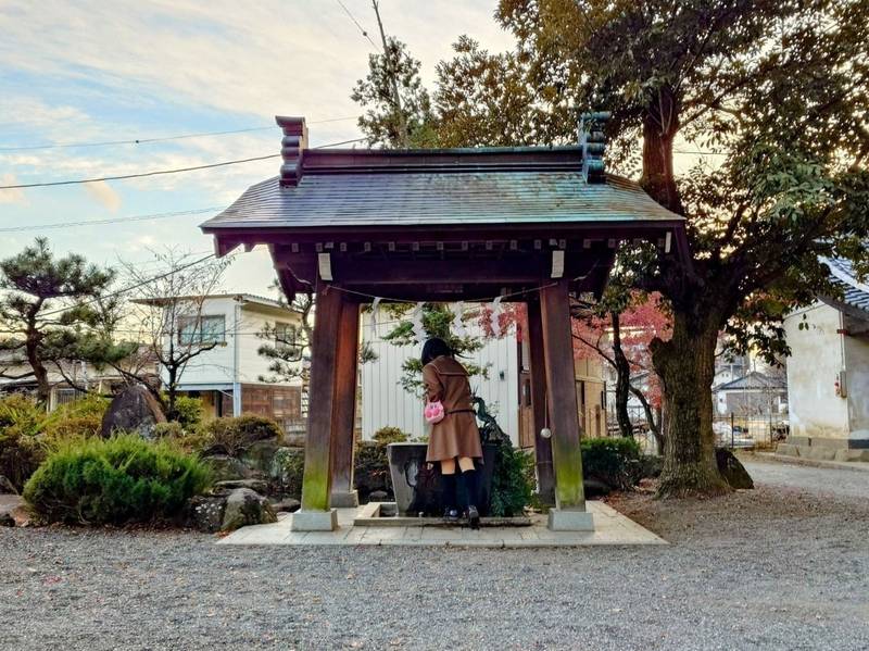 山梨岡神社   (春日居町),山梨県笛吹市春日居町鎮目1696