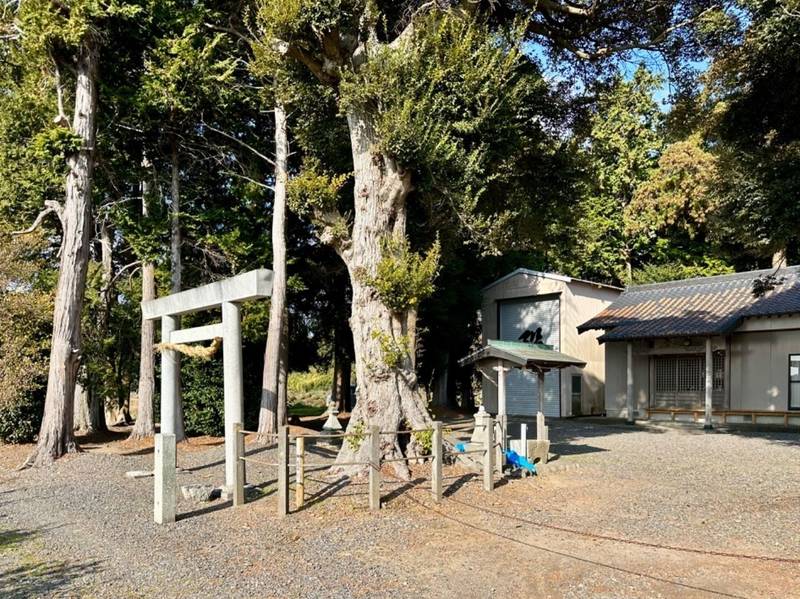 矢多神社,静岡県菊川市下内田１９６２−２