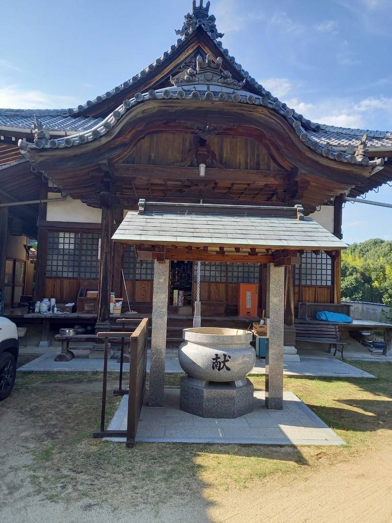 医座寺,愛媛県松山市東大栗町６５６