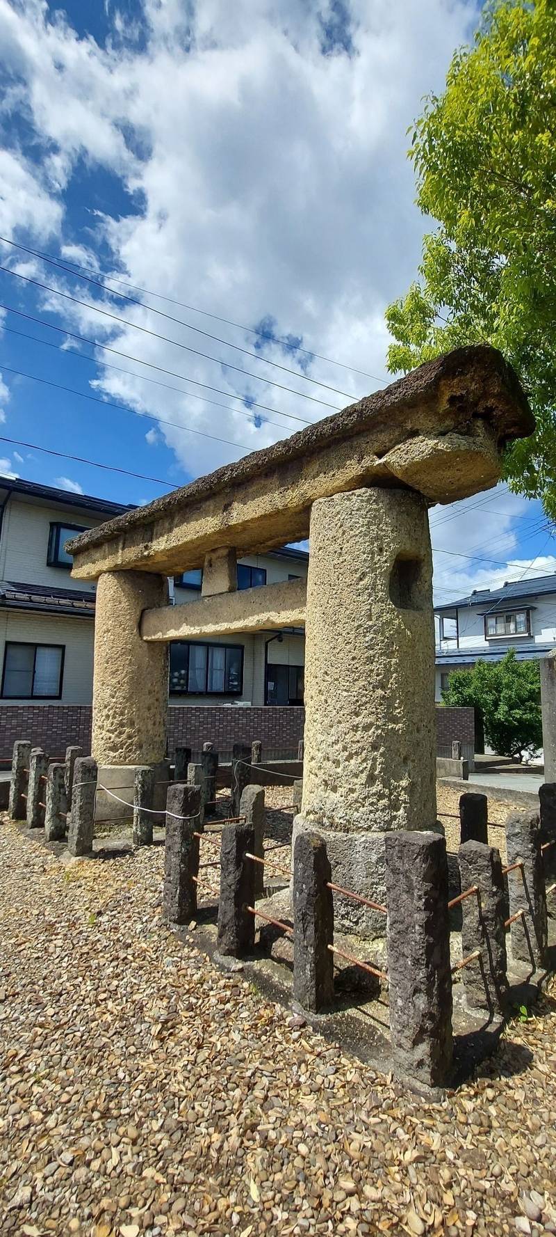 鳥居稲荷神社,山形県山形市鳥居ケ丘９−３０