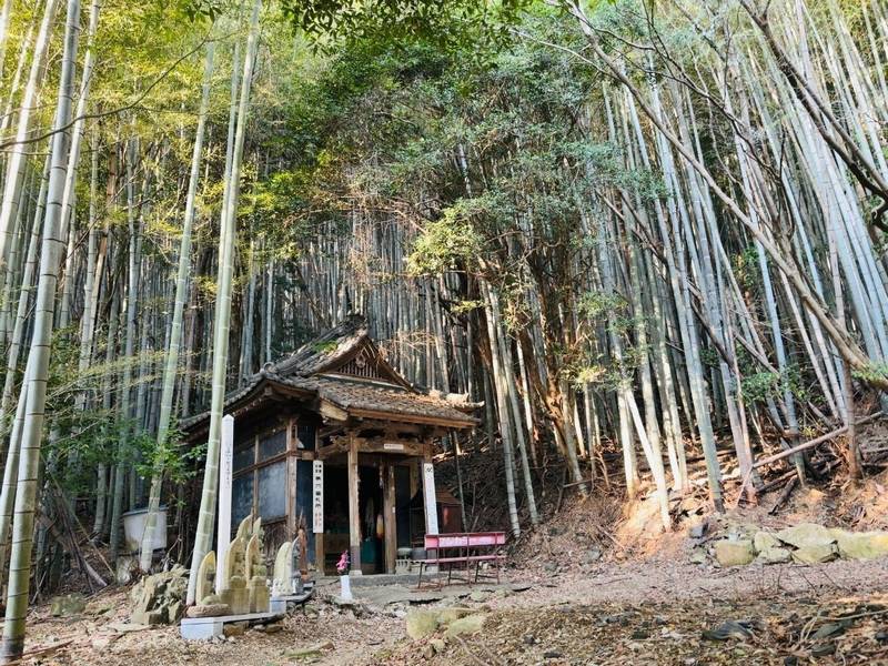 小浦薬師堂,福岡県糟屋郡篠栗町篠栗1209-2