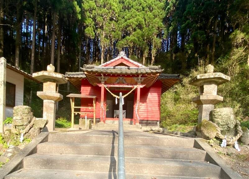 鷹屋神社,鹿児島県霧島市溝辺町麓4260