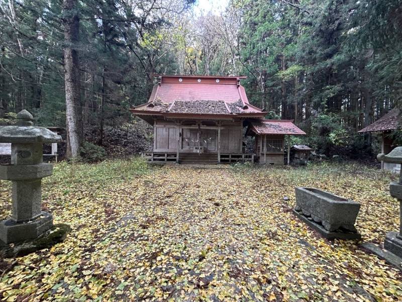 金烏神社,岩手県一関市大東町大原烏神106