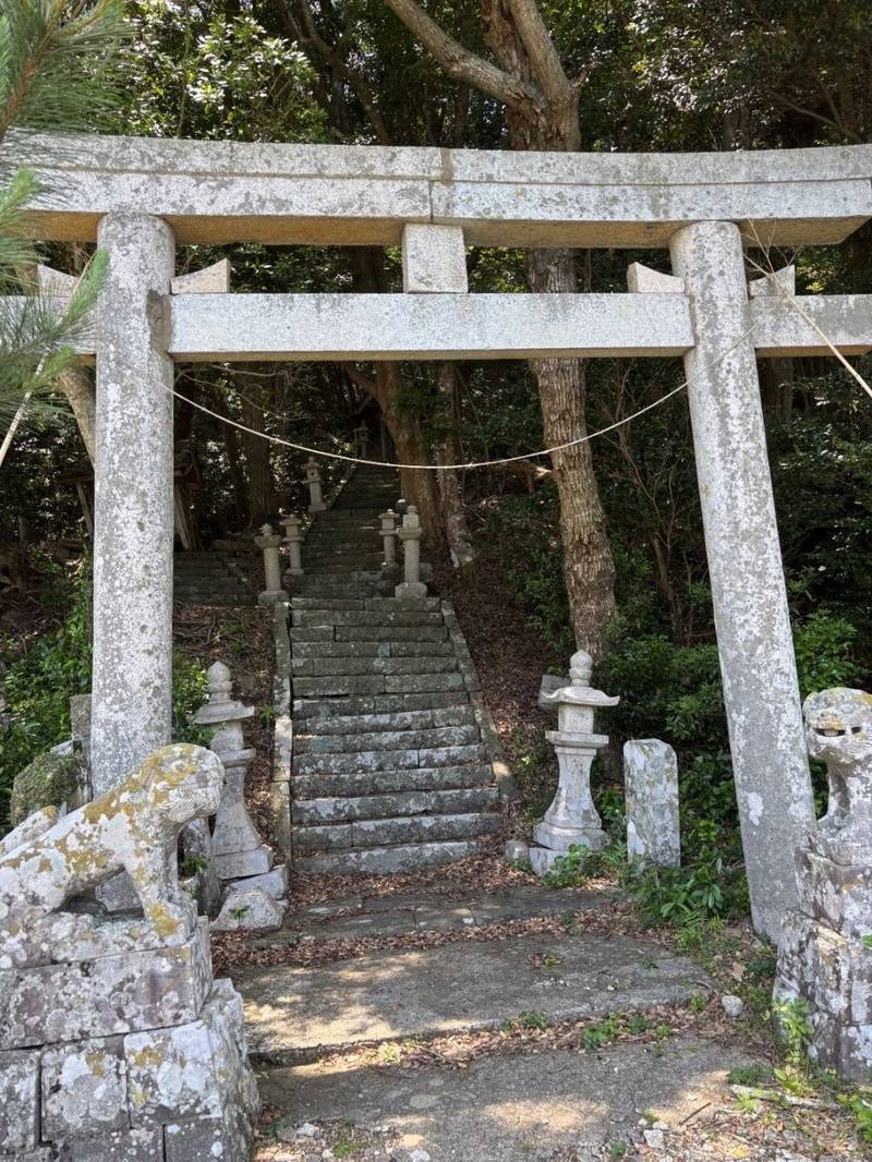 大吉戸神社,長崎県対馬市美津島町黒瀬５１５