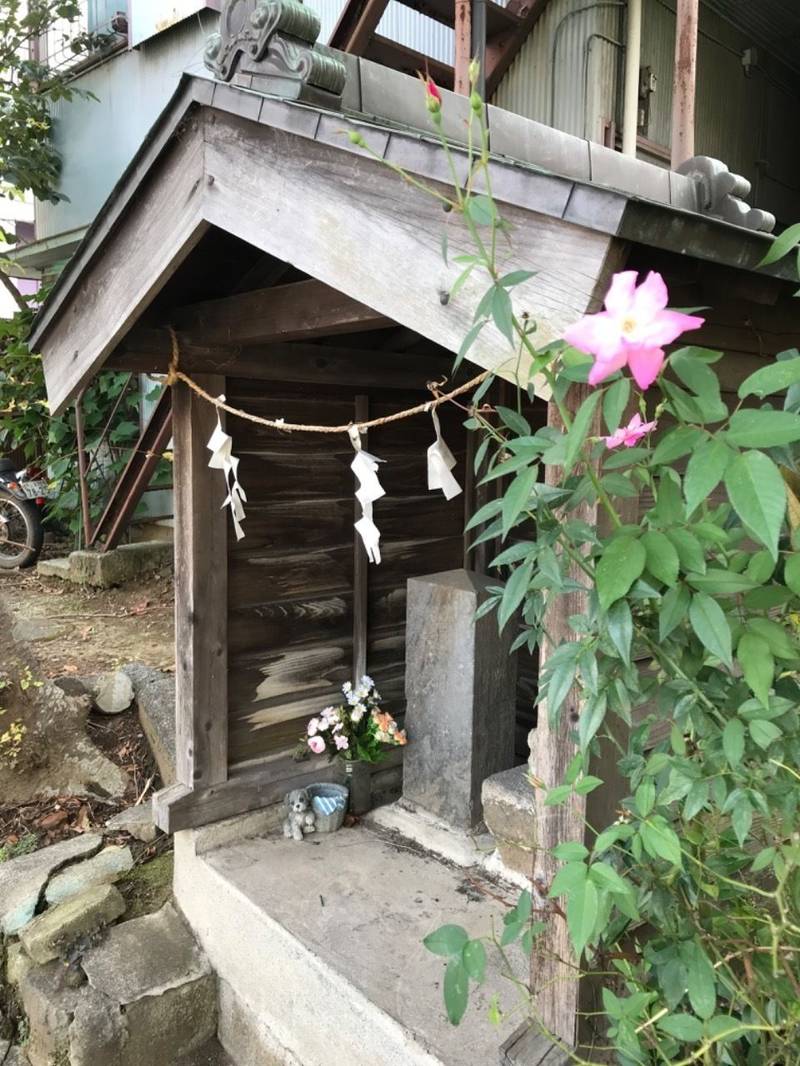 庚申塔・道祖神    (新羽),神奈川県横浜市港北区新羽町2499