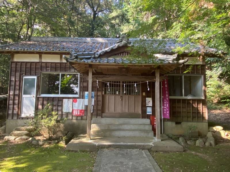 殿岡神社,三重県津市殿村 959番地