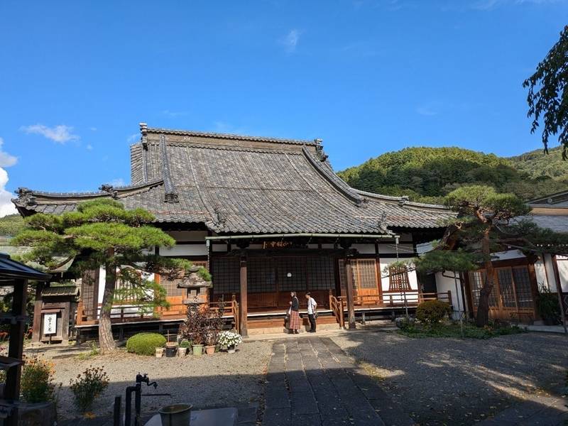正願寺,長野県諏訪市岡村1-15-3