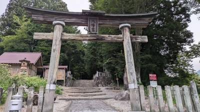 朝浦八幡宮,見どころ,出羽散々な日々