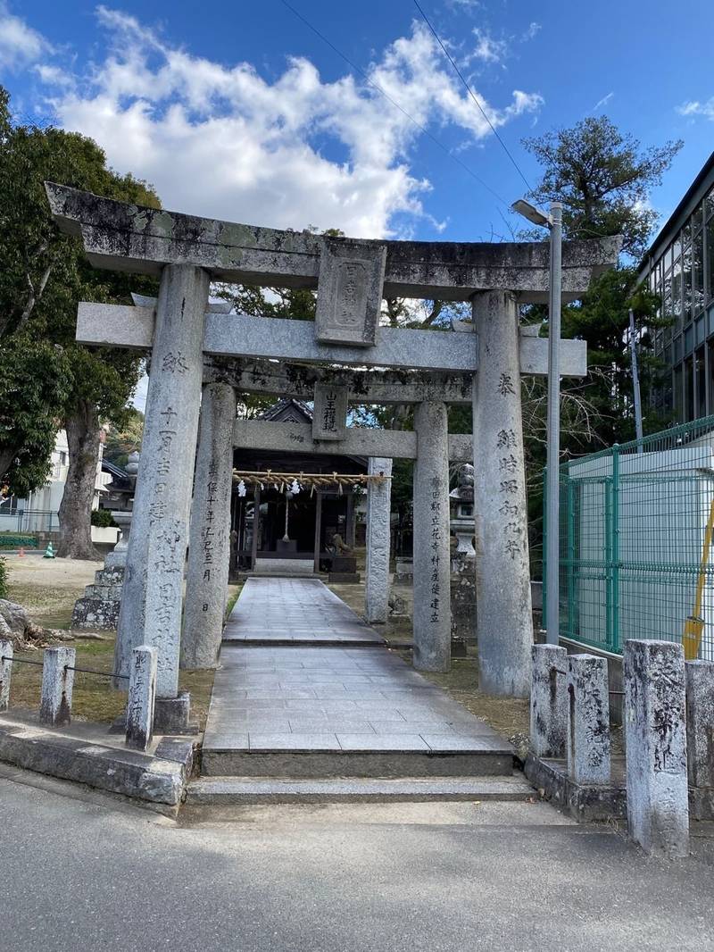 立花寺日吉神社,福岡県福岡市博多区立花寺２丁目８