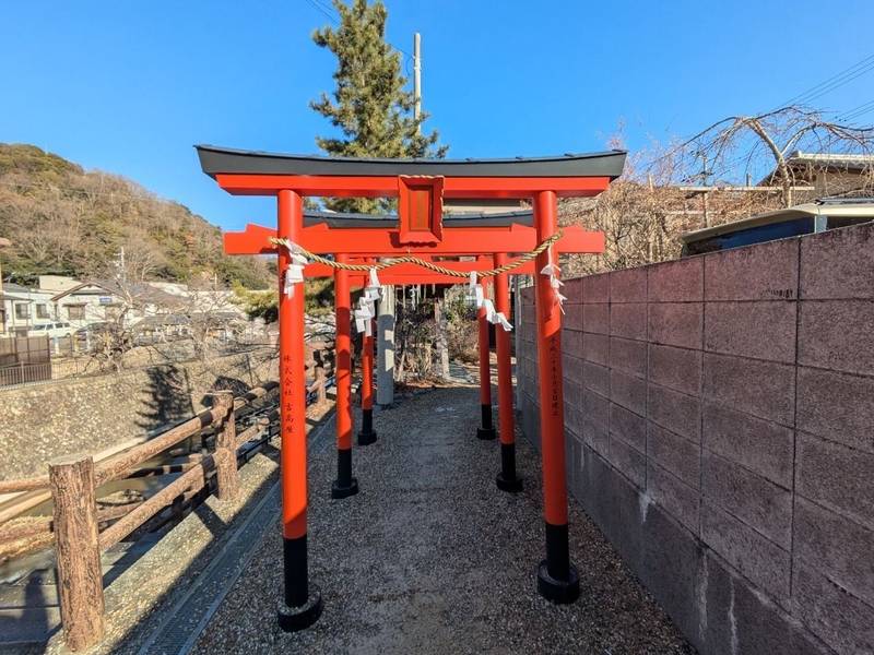 増富稲荷神社,兵庫県神戸市北区有馬町1263