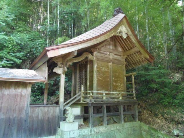 須賀神社,佐賀県小城市小城町松尾3594 
