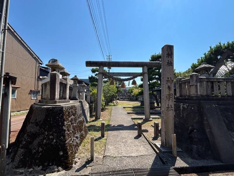 村社三日曽根神社,富山県射水市本町3丁目１０-１７