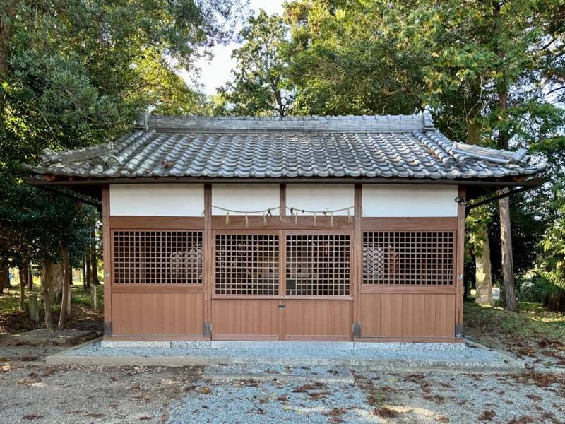 満賀里神社,三重県松阪市曲町452番地1