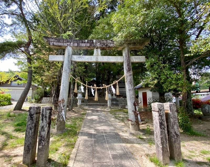 八幡神社・諏訪神社     (鼎名古熊),長野県飯田市鼎名古熊1350