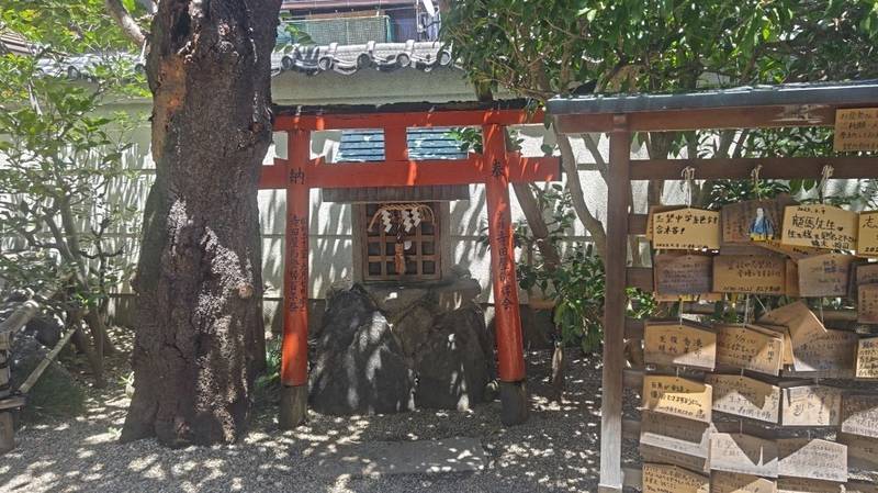 お登勢明神,京都府京都市伏見区南浜町２６３