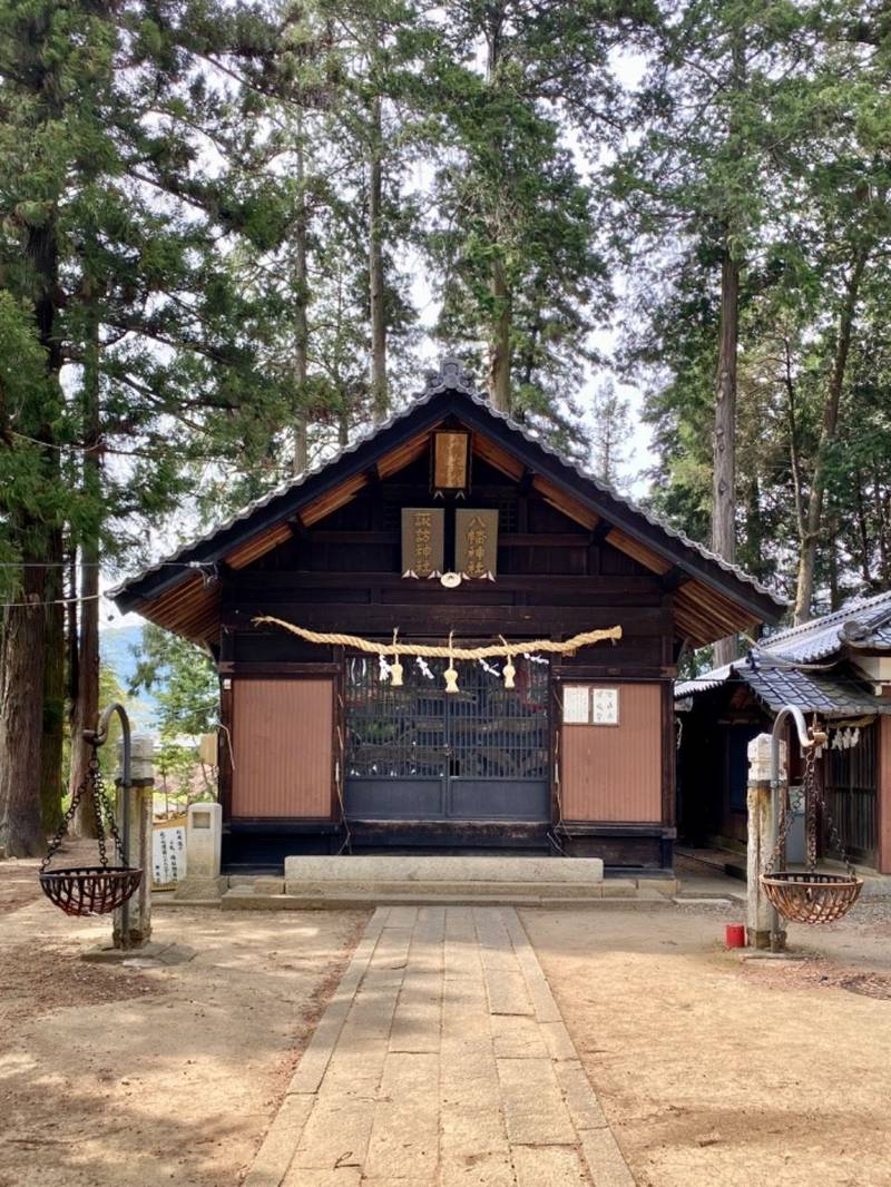 八幡神社・諏訪神社     (鼎名古熊),長野県飯田市鼎名古熊1350