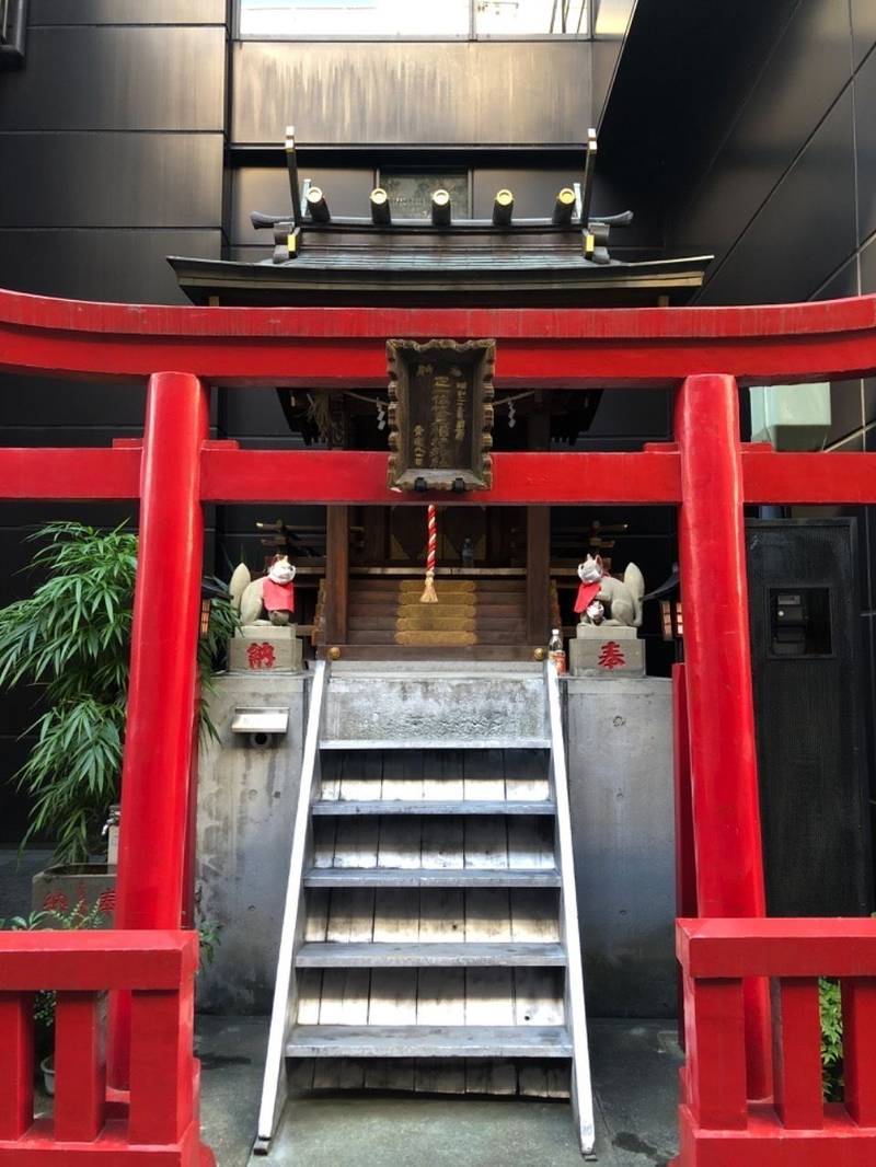 伏見稲荷神社 八重洲 中央区 東京都 Omairi おまいり