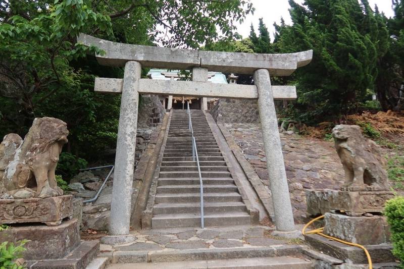 美田八幡宮,島根県隠岐郡西ノ島町美田２１７７
