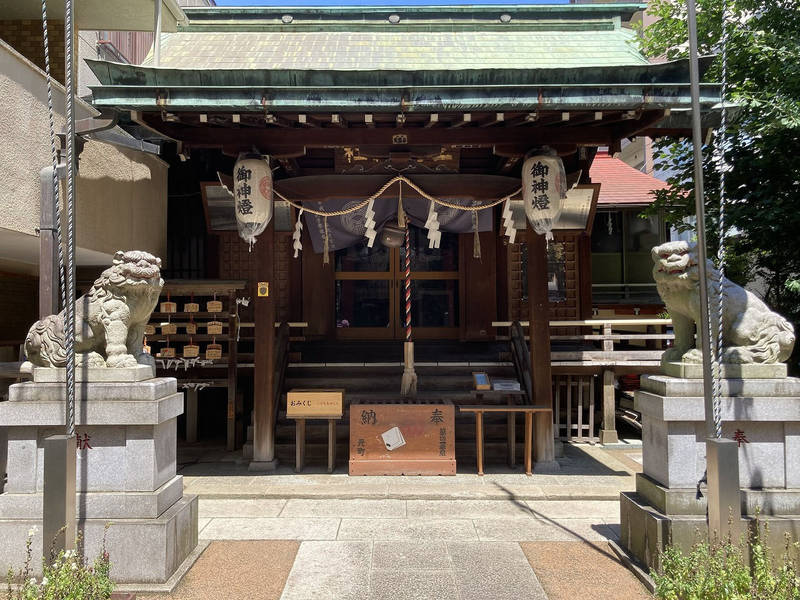 三河稲荷神社  (本郷),東京都文京区本郷2-20-5