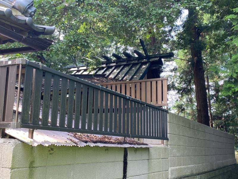満賀里神社,三重県松阪市曲町452番地1