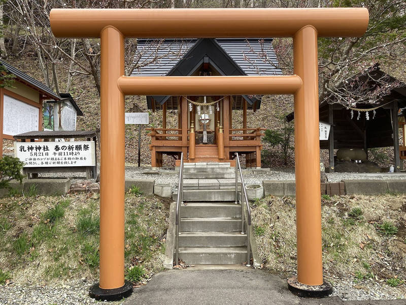 乳神神社   (浦幌神社境内社),北海道十勝郡浦幌町字東山町18-1