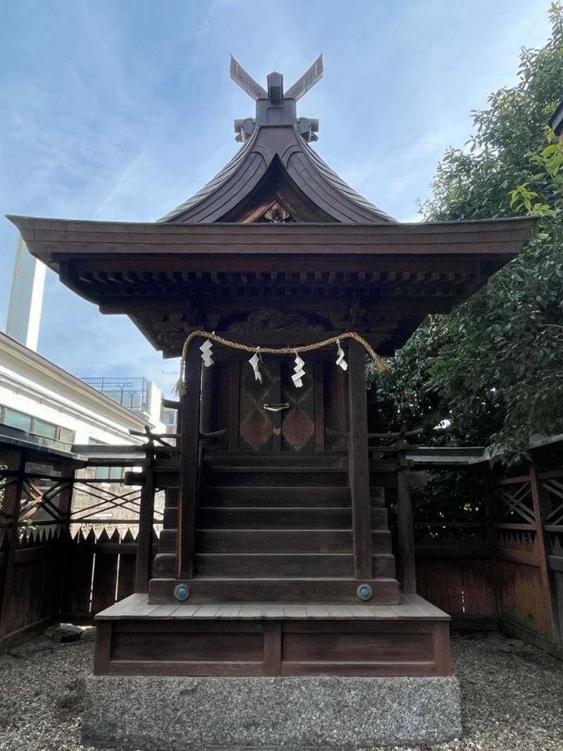 嚴島神社 (天理市),奈良県天理市布留町90