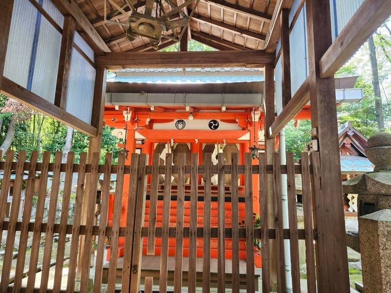 新殿神社,京都府相楽郡精華町山田医王子3
