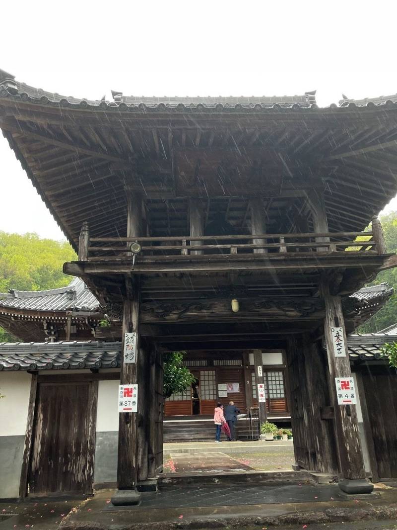 龍徳山 洞泉寺,岐阜県岐阜市向加野3-5-12