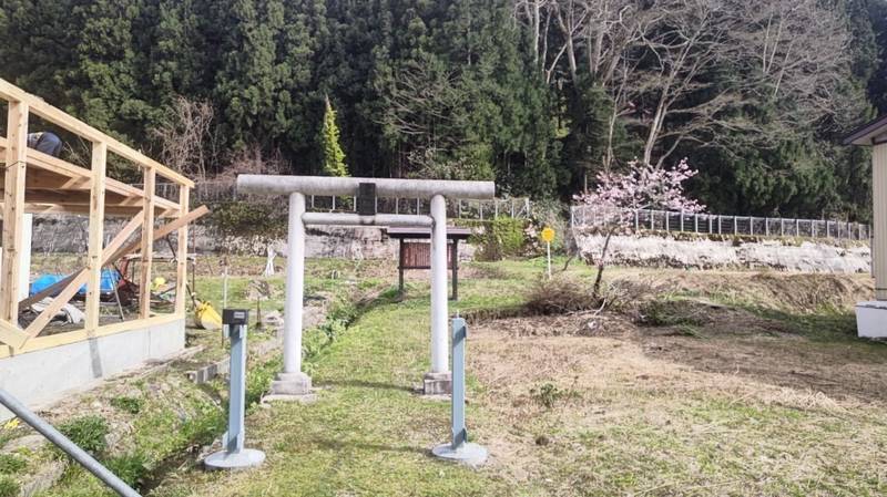 上中田弥彦神社   (旧伊夜彦神社),山形県最上郡金山町中田１７０