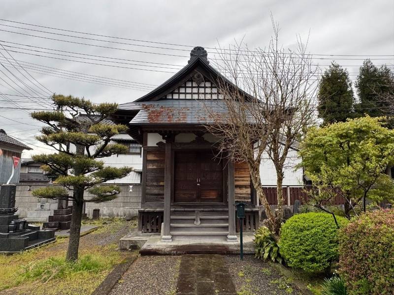 本住寺,山形県鶴岡市三光町1-46