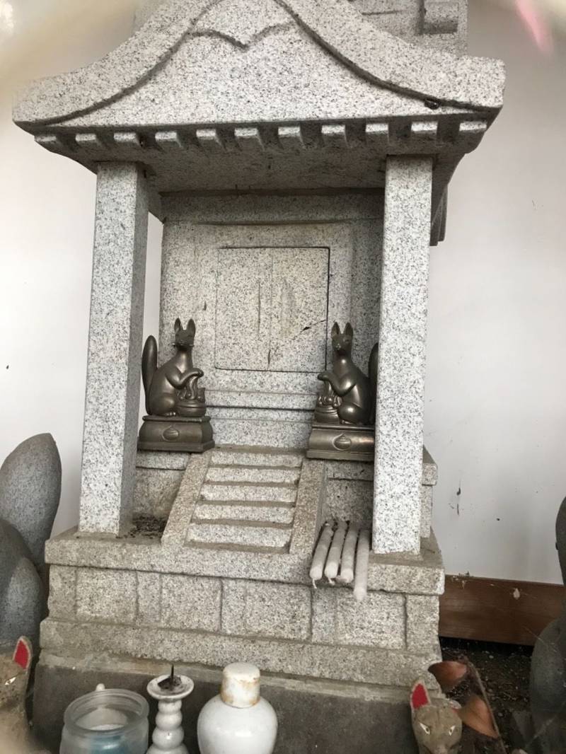 岡本伏見稲荷神社,神奈川県鎌倉市玉縄3丁目