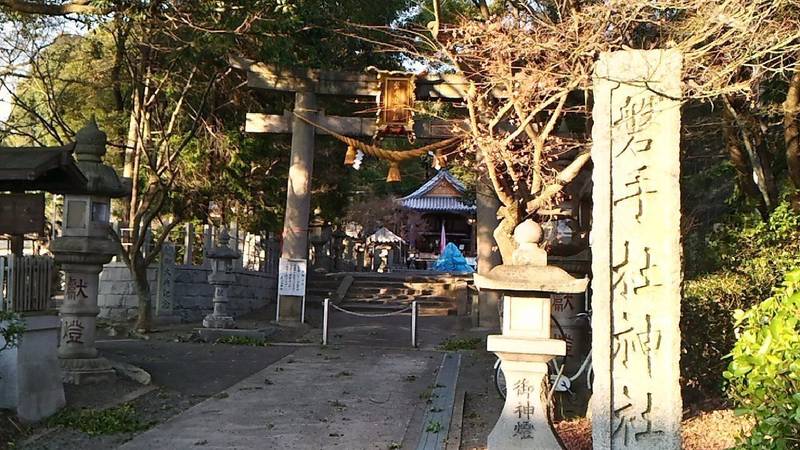 磐手杜神社,大阪府高槻市安満磐手町5-6　