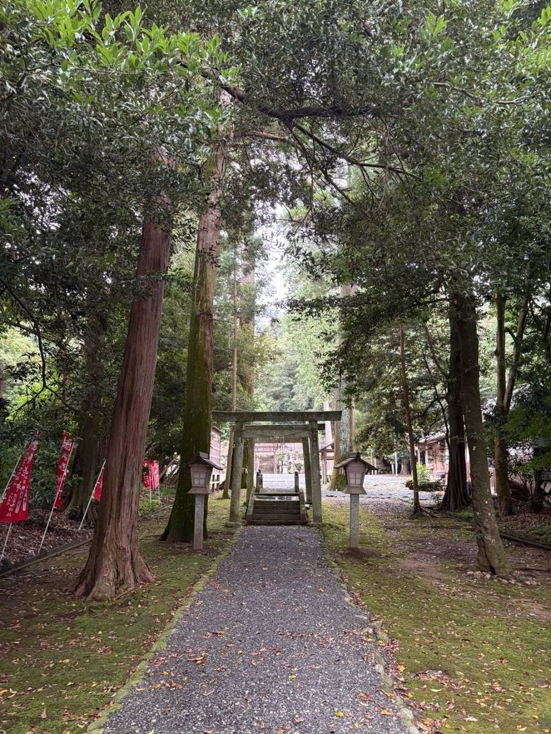 阿射加神社,三重県松阪市小阿坂町120