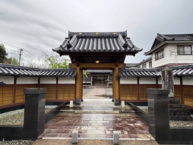 本住寺,山形県鶴岡市三光町1-46