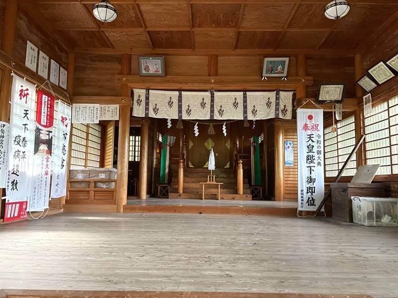 八幡神社    (天竜区春野町川上),静岡県浜松市天竜区春野町川上９８