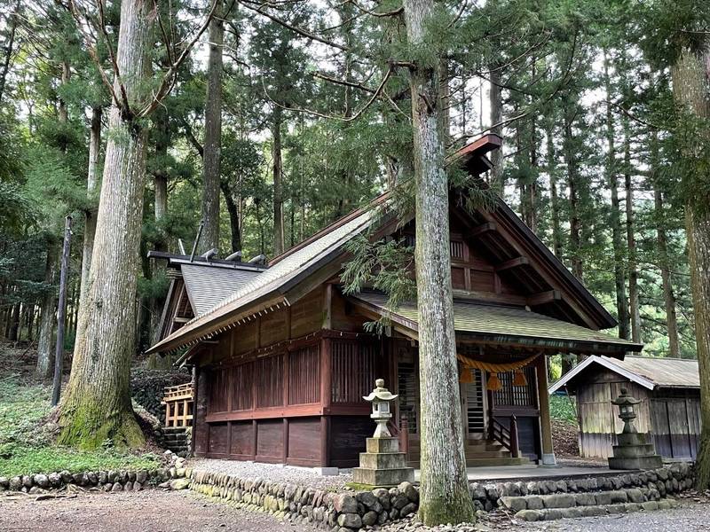 八幡神社    (天竜区春野町川上),静岡県浜松市天竜区春野町川上９８