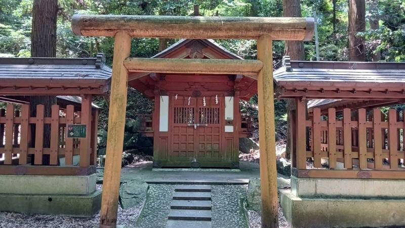 手接足尾神社,茨城県那珂市静2