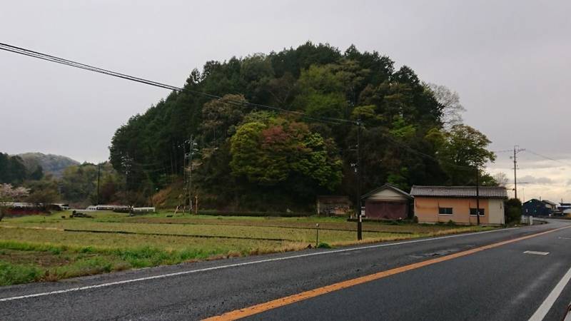 丸山稲荷神社,岐阜県可児郡御嵩町井尻２９−２
