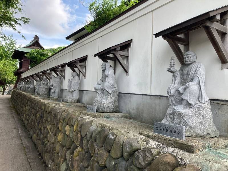 仁叟寺,秋田県鹿角市十和田毛馬内字番屋平２６
