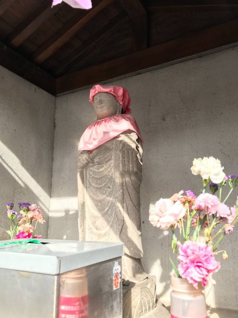 愛染地蔵尊,神奈川県横浜市神奈川区三ツ沢下町15