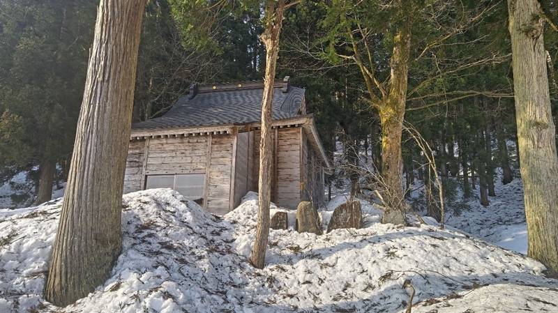 白山神社     (戸沢村古口),山形県最上郡戸沢村古口2929