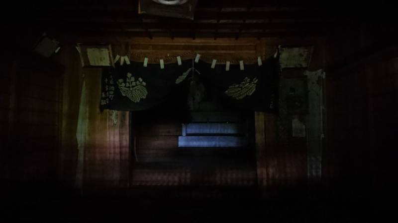 八幡神社   (三好市東祖谷),徳島県三好市東祖谷栗枝渡144
