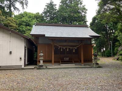 神明神社  (周智郡森町中川),見どころ,メタモン