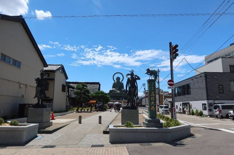大佛寺 (高岡大仏),富山県高岡市大手町11番29号