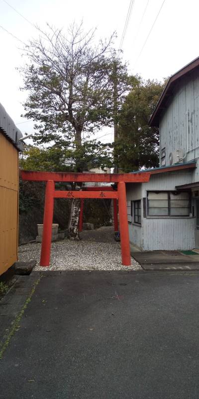 清水稲荷神社,見どころ,くりちゃん
