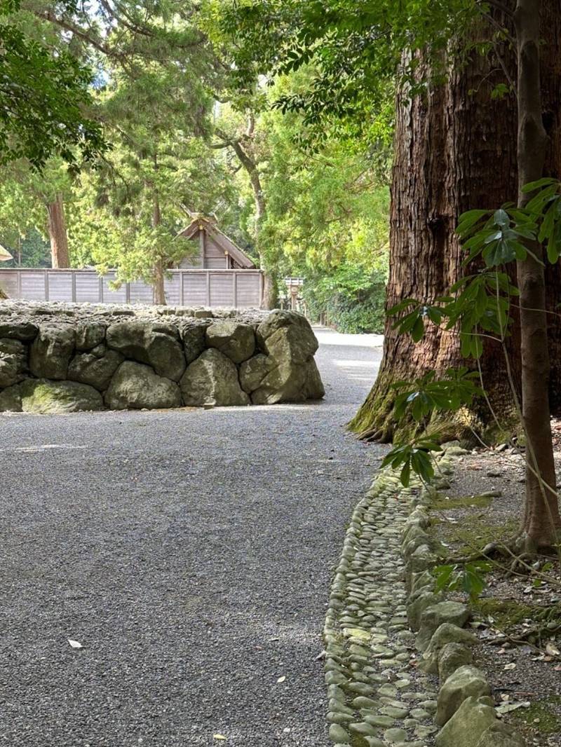 上御井神社,三重県伊勢市豊川町